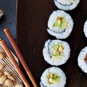 Vegan avocado peanut sushi rolls