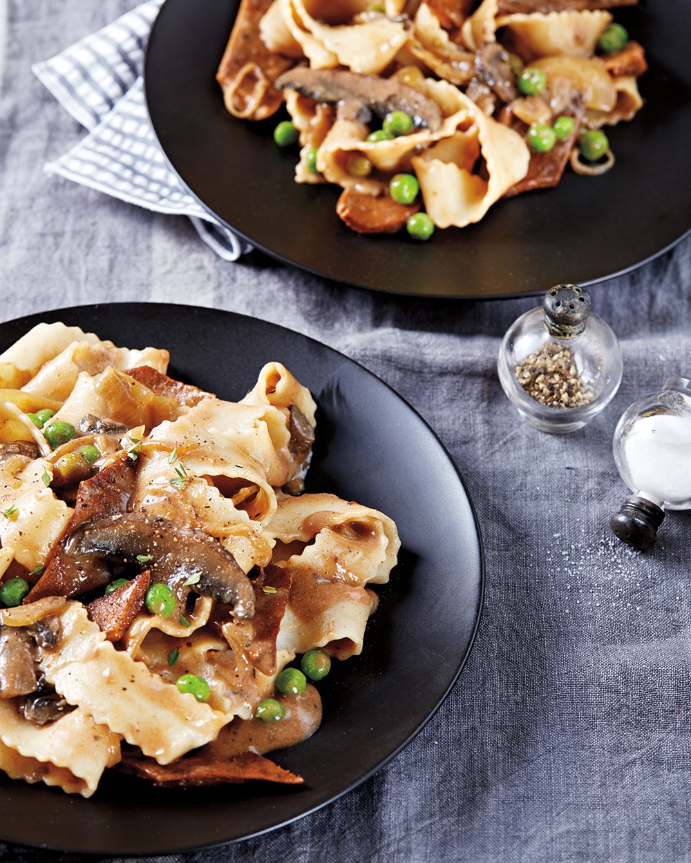 Vegan seitan portobello stroganoff