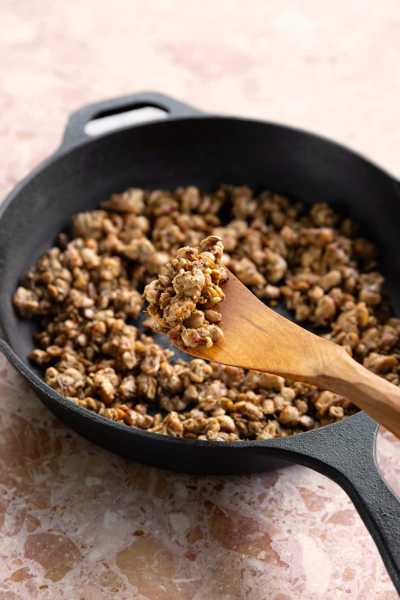 easy vegan tempeh sausage crumbles