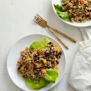 Easy quinoa salad with black beans and mango