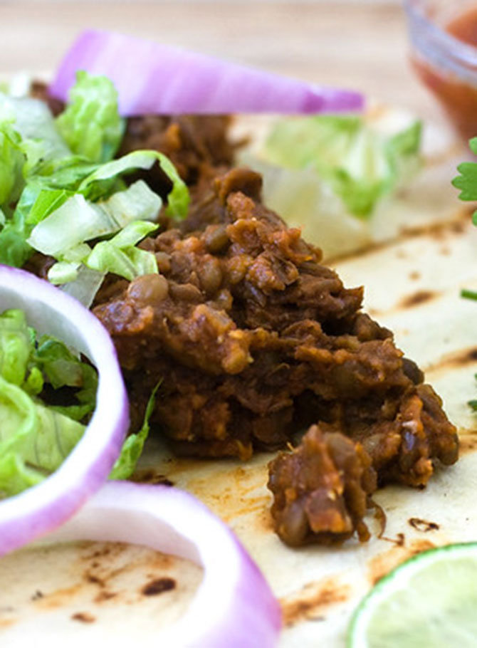 Ancho Lentil Tacos – Post Punk Kitchen – Isa Chandra MoskowitzFacebookInstagramTwitterFacebookInstagramTwitter