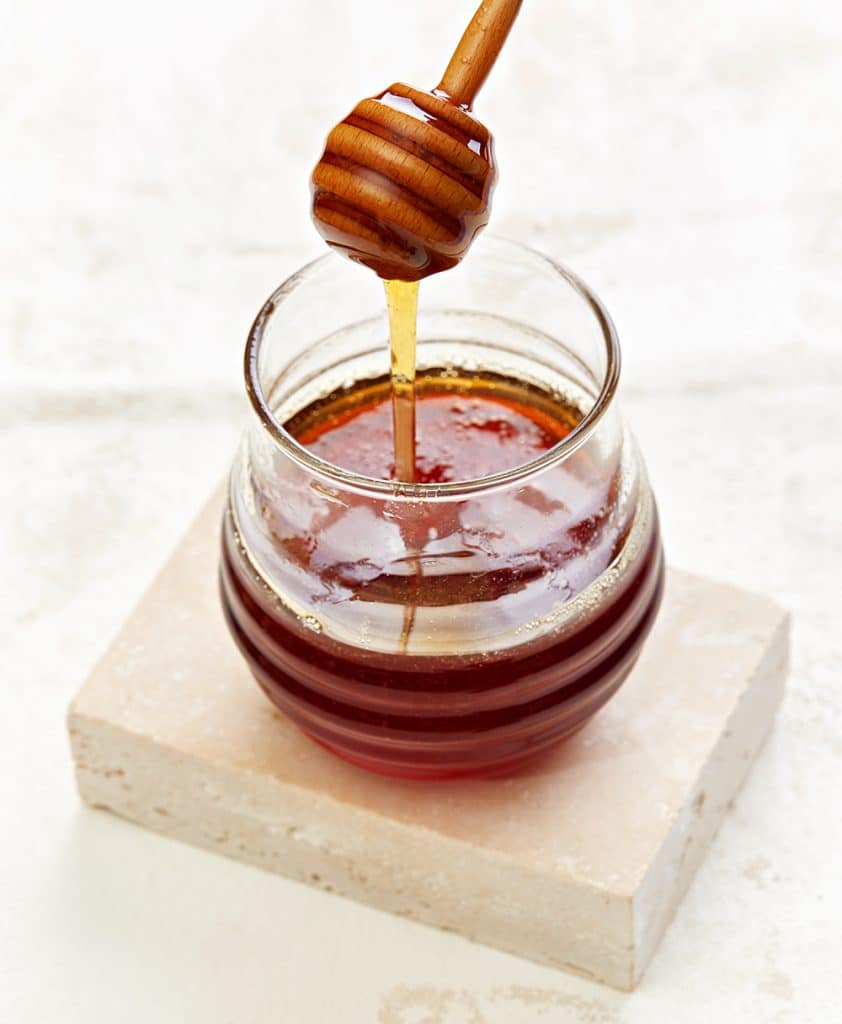 Vegan honey made out of ageve, apple, herbs and orange blossom