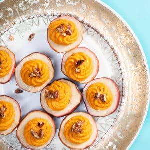 Vegan baked apples filled with sweet potatoes. For dessert or alongside the mains! Great for jewish holidays.